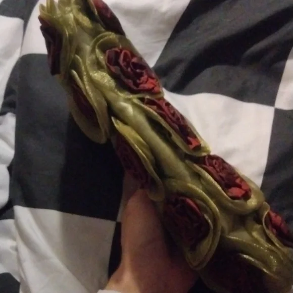 Rose clutch - Picture 10 of 14